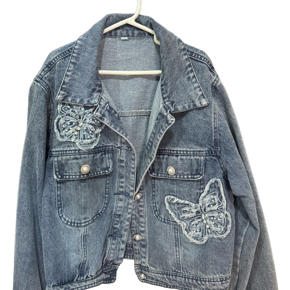 Women's Denim Jacket with Butterfly Embroidery
